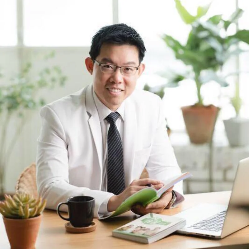 Dr. Gengpong Tangaroonsanti